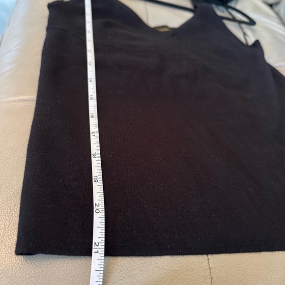 House of Harlow 1960 Black Sweater Tank Top - Picture 5 of 10